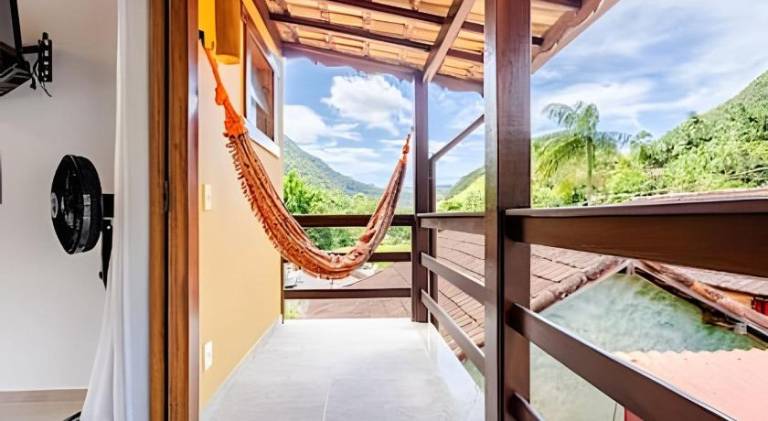 Pleasant house | Perfect for remote work | Dogs allowed in Nova Friburgo