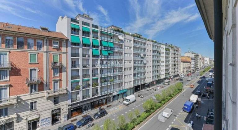 NoLo - Top Floor Bright Apartment - Metro Pasteur — photo 3