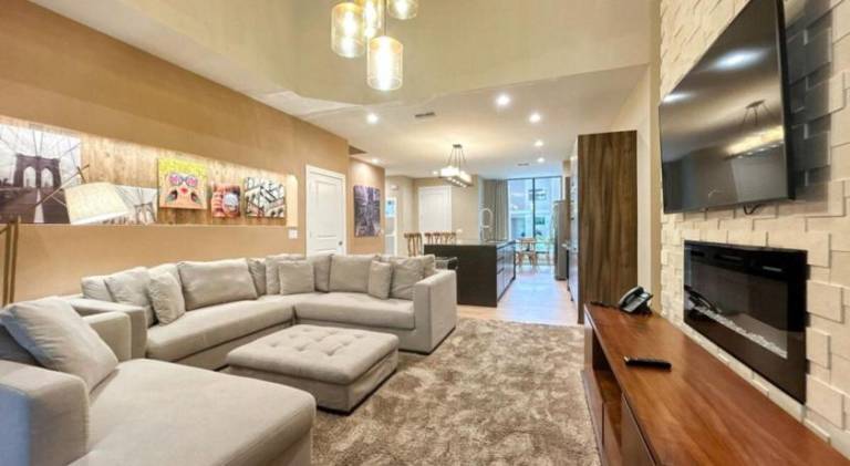 3059 Luxury And Relaxation Just 1 Mile From Disney — photo 4