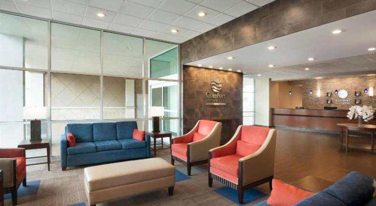 Comfort Inn & Suites Presidential — photo 3