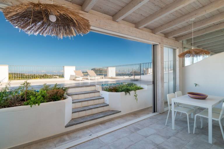 Family-oriented apartment with patio | Beach nearby | Pets are welcome — photo 5