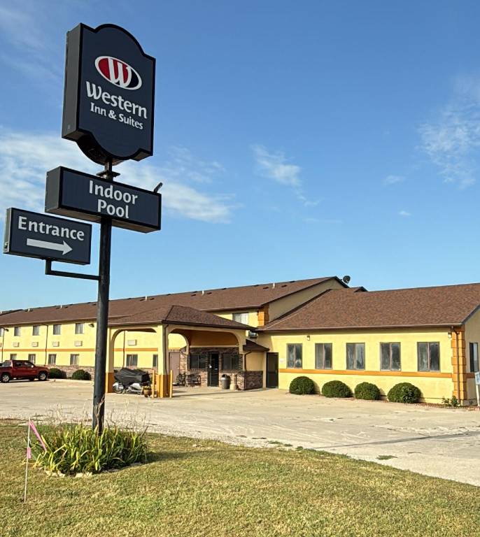 Western Inn & Suite Grinnell IA in Grinnell, IA