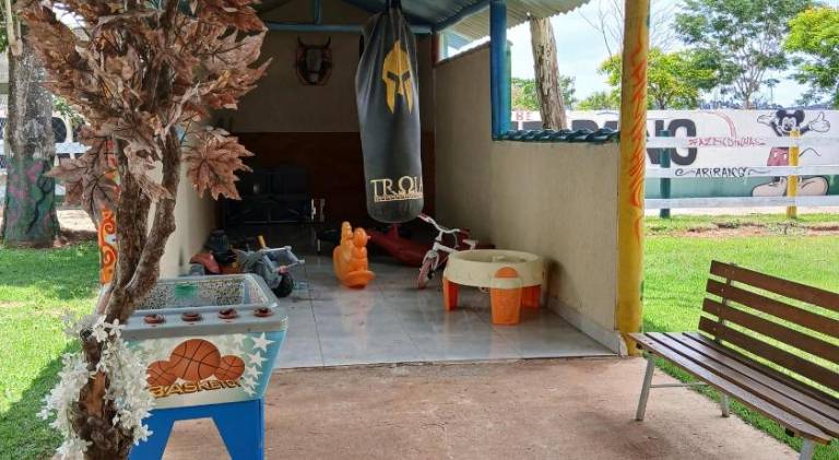 Lodge with pool & garden | Pets allowed — photo 5