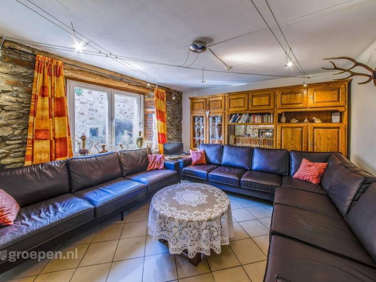Fully equipped beautiful vacation home with patio & garden | Pets allowed in Dinant