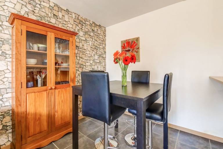 Fully equipped house with barbeque, patio & yard | Nature view | Pets are welcome — photo 5