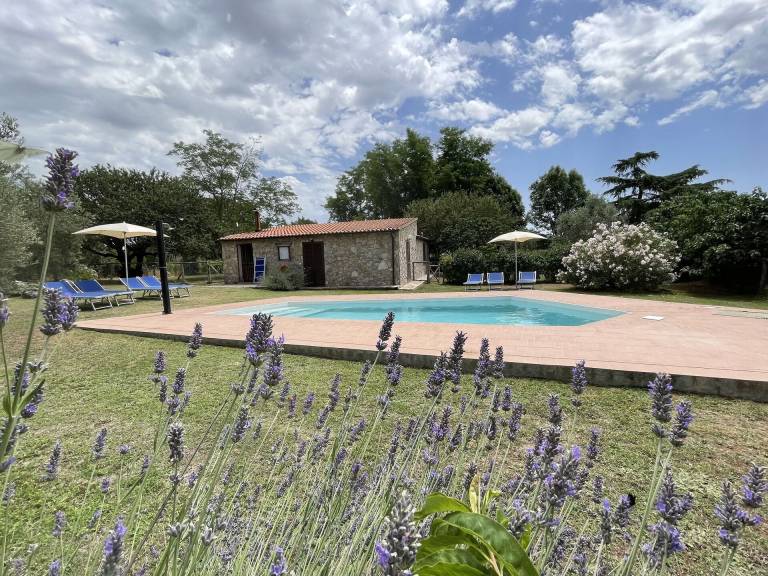 Child-friendly villa with barbecue & private pool | Pet-friendly — photo 3