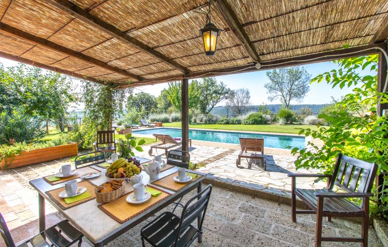 Family-oriented house with garden, private pool & barbeque | Dogs allowed — photo 3