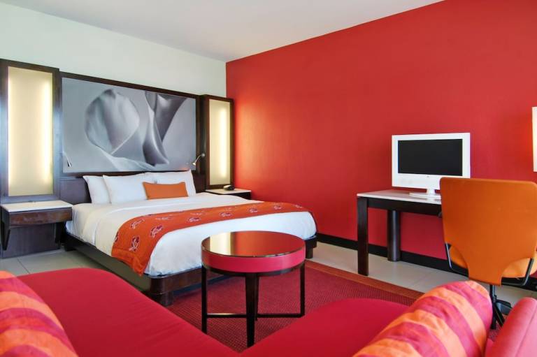 Resort  Dorado