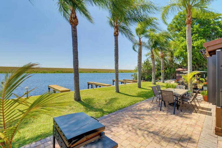 Hut Okeechobee
