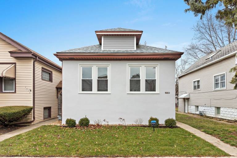 House  Berwyn