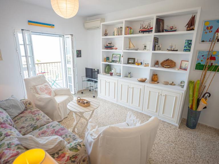 Fully equipped holiday apartment with terrace | Sea view | Close to the beach | Pet-friendly — photo 5