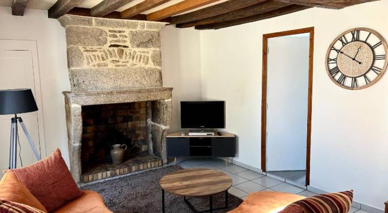 Vacation home with 3 rooms for 6 persons in Mayenne