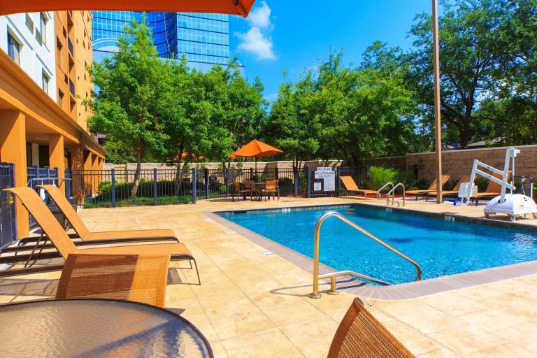 Courtyard by Marriott New Orleans Metairie — photo 4