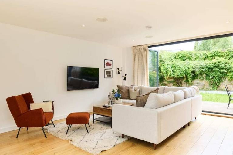 Apartment Wimbledon