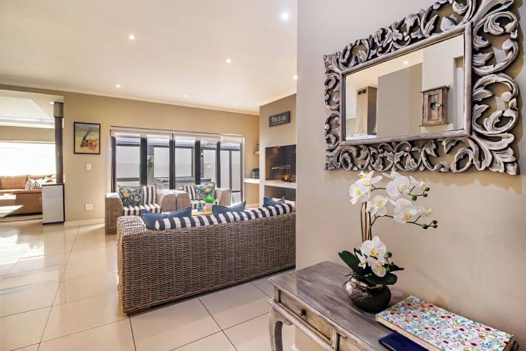 House Langebaan Country Estate