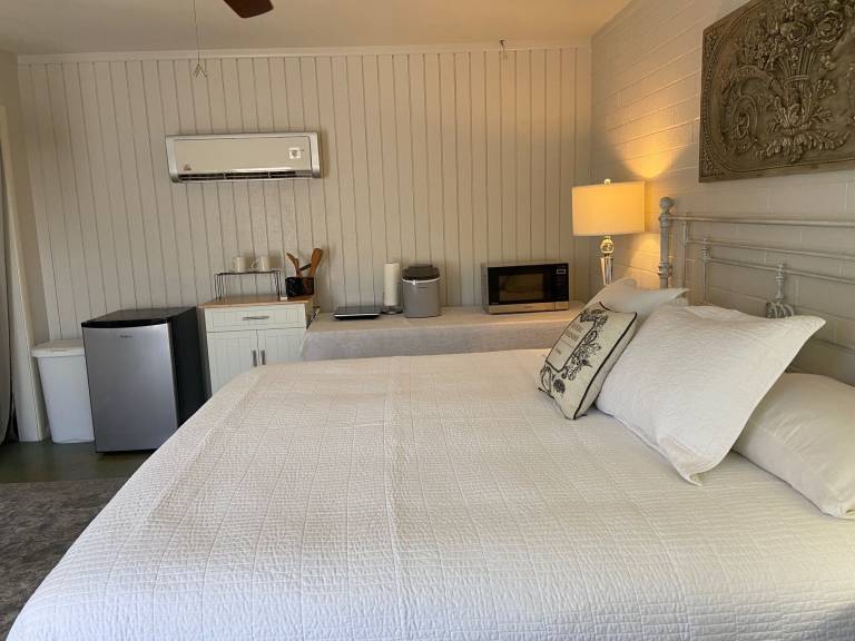 Cottage Orange Grove Estates