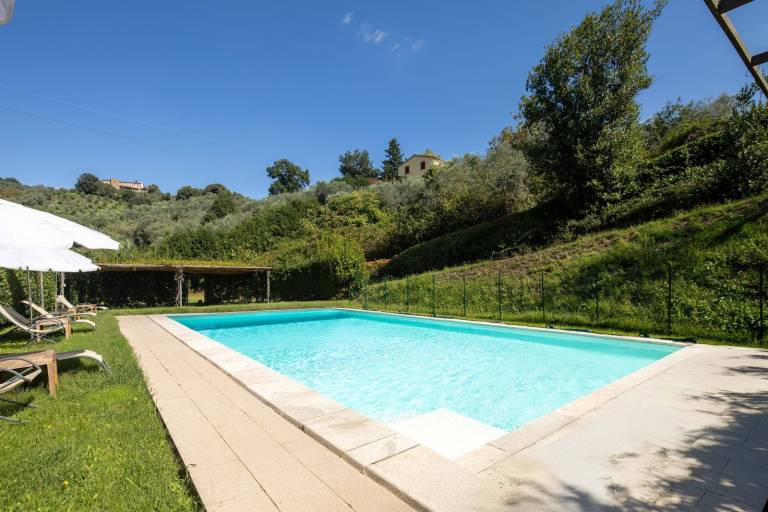 Family-friendly vacation home with yard, grill & private pool | Pets are welcome in Lamporecchio