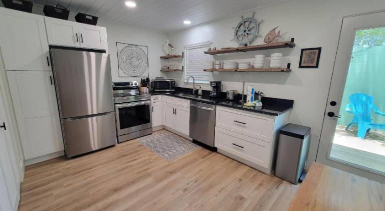 House with 2 rooms for 6 persons — photo 4