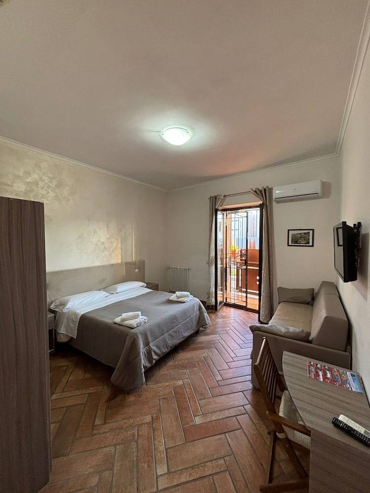 Alloggio  Casalnuovo di Napoli