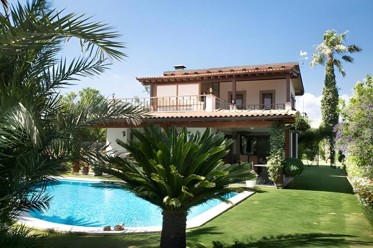 House with pool, grill & yard | Good for workation — photo 4