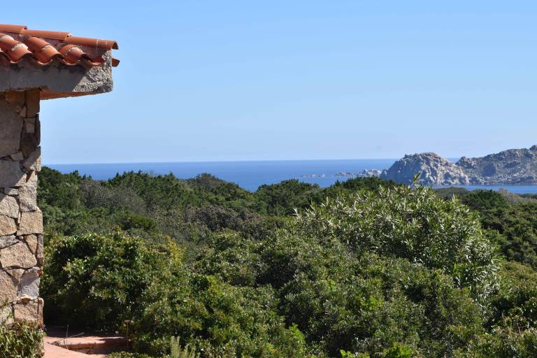 Villa with garden & patio | Water view in Santa Teresa di Gallura