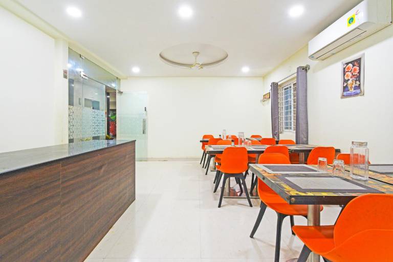 Super Townhouse Kondapur Near Botanical Garden Formerly RRR Inn — photo 5