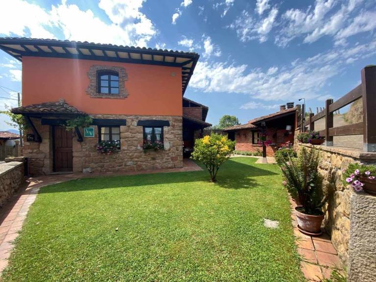 Casa  Arriondas