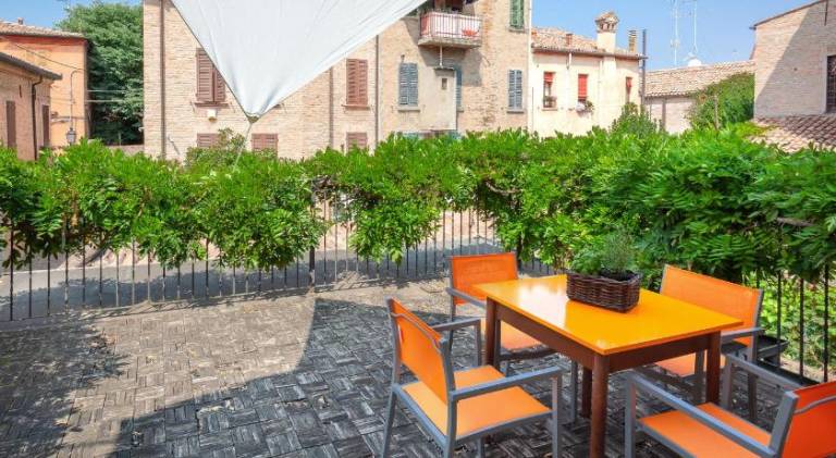 Apartment with 2 rooms for 7 persons in Ferrara