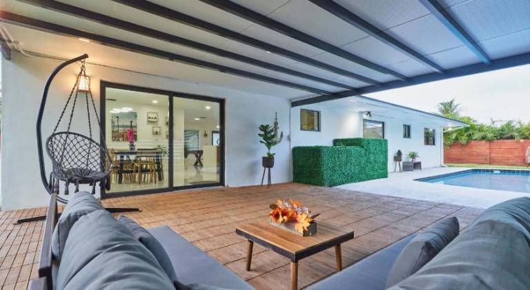 Villa with pool | Pets allowed — photo 5