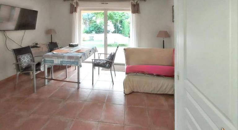 Maison de vacances confortable avec jardin et terrasse au Lavandou — photo 2