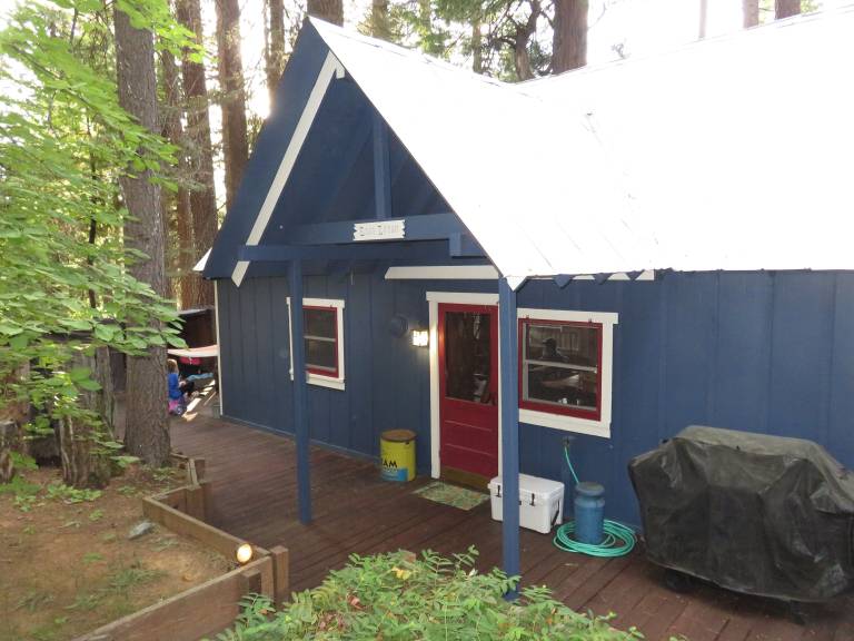 Cabin Arnold