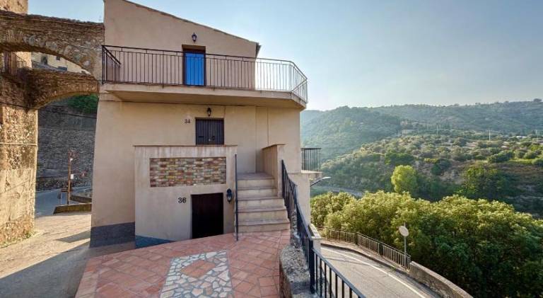 House with 1 room for 5 persons — photo 2