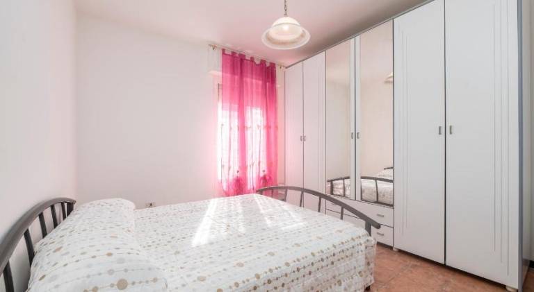 Apartment with 2 rooms for 5 persons in Moneglia