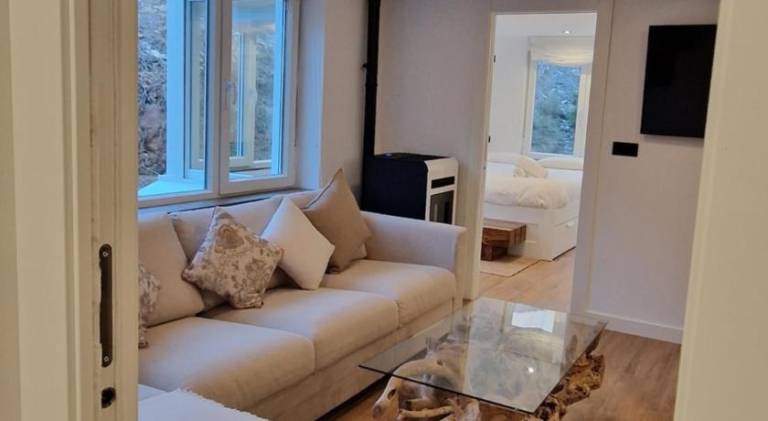Brand New Apartment very cosy and awesome display close to the ski slope! private parking — photo 2
