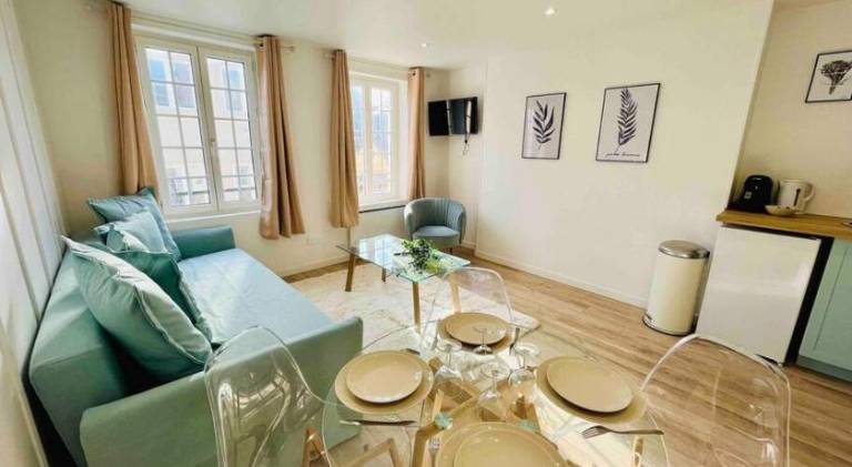 Apartment with 1 room for 4 persons — photo 2