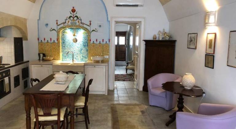 House with 1 room for 4 persons in Grottaglie
