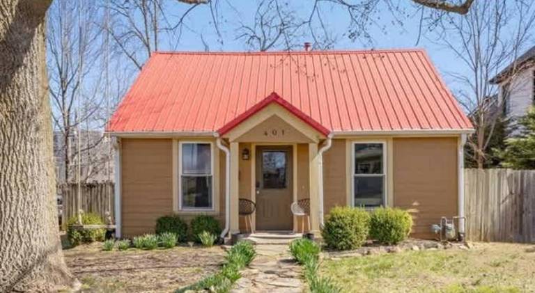 Wonderful vacation home | Suitable for remote work | Pets allowed in Bentonville, AR