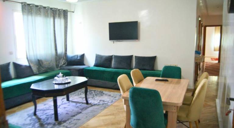 City Center Stay - Residence Omar 1 by ZenStay in Meknes