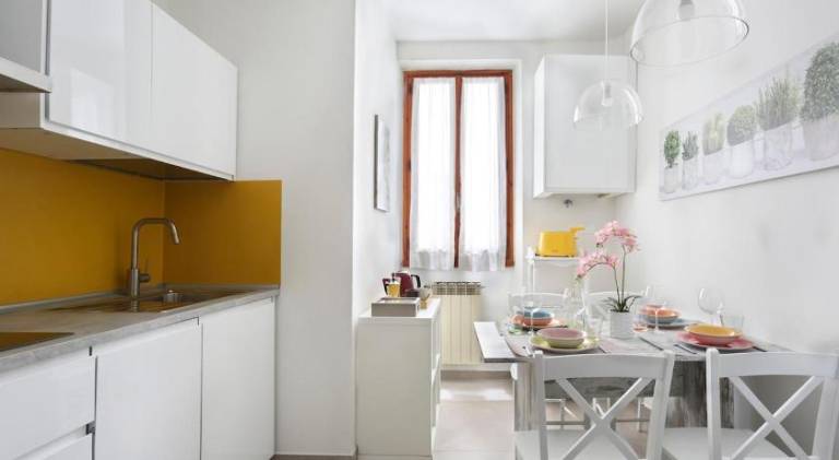L&D 51 LUXURY SUITES, Ognissanti square — photo 2