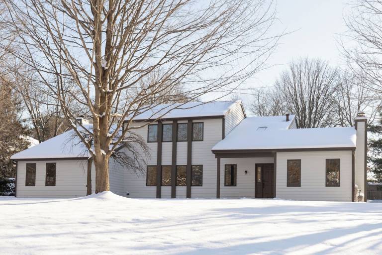 House West Portage