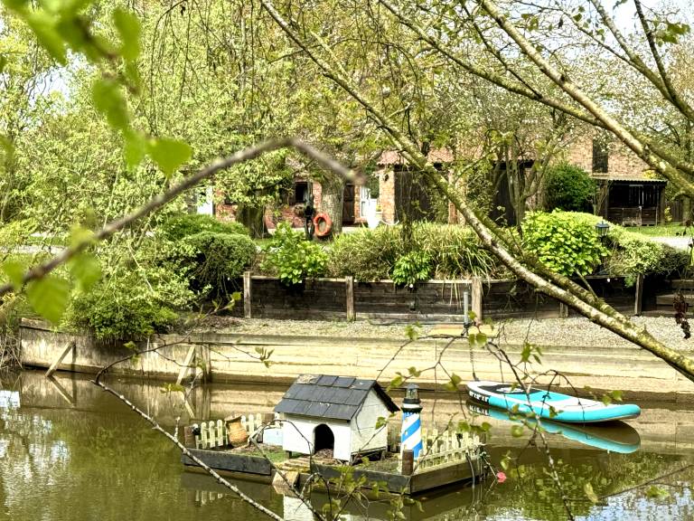 Beautifully converted 18th century 2 bed Barn