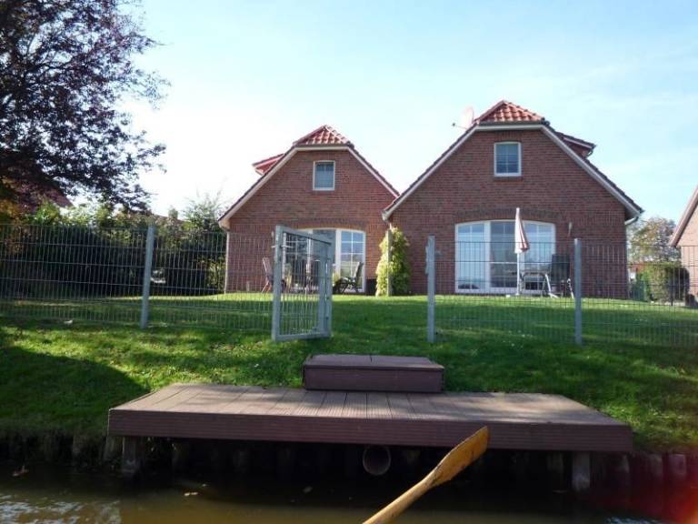 Tolles Ferienhaus direkt am Wasser