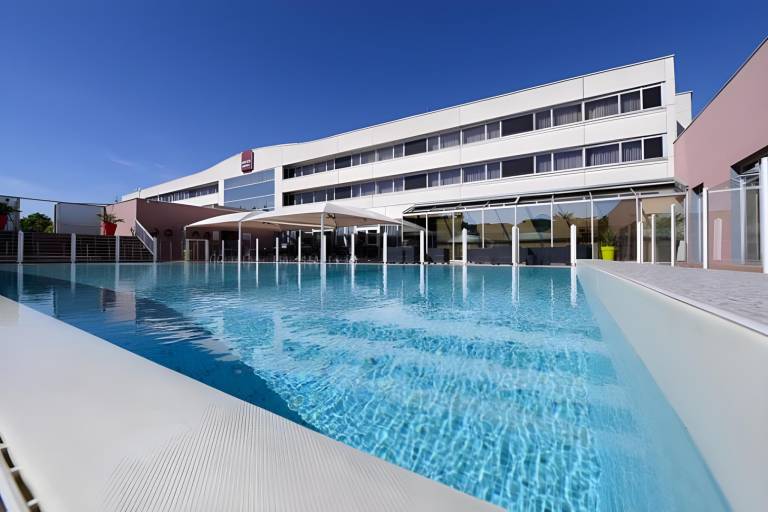 Best Western Plus Hotel Admiral in Dardilly