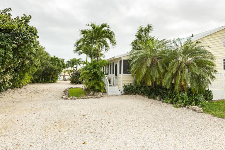 Cabin Cudjoe Key