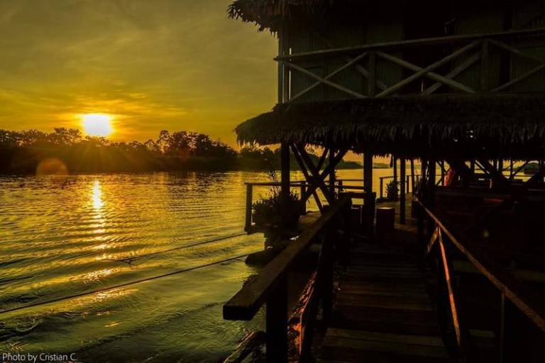 Kurupira Floating Cabin Amazon in Leticia