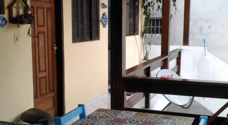 Vacation home with grill & patio — photo 4