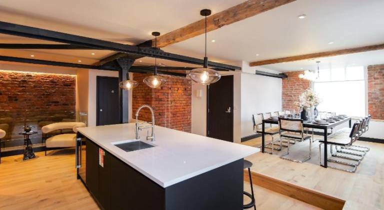 Holiday apartment | Close to Manchester Cathedral — photo 2