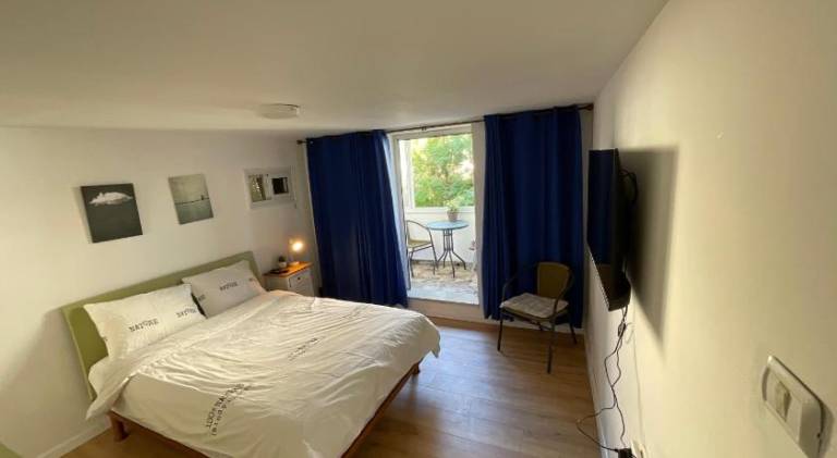 Rental apartment with 1 room for 3 persons in Haifa