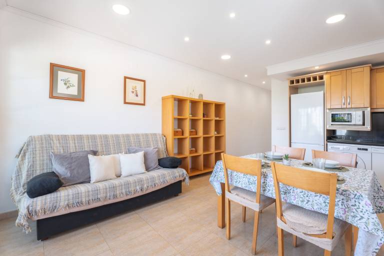 Rental apartment with patio & fast internet — photo 4