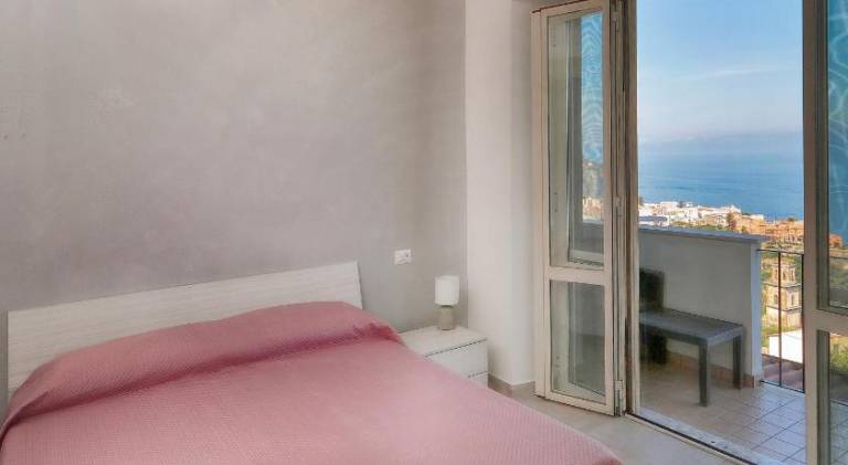 Vacation home with yard & terrace in Vico Equense